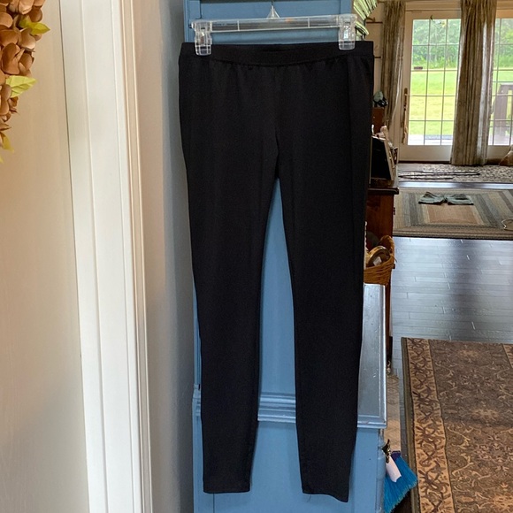 LIKE NEW==GTM Black Leggings Size S - Picture 1 of 3